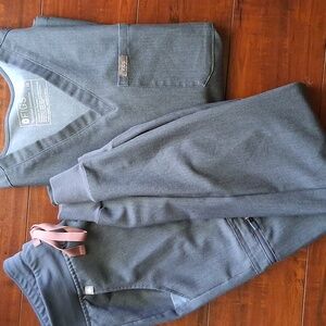 Womens Figs Scrub Set